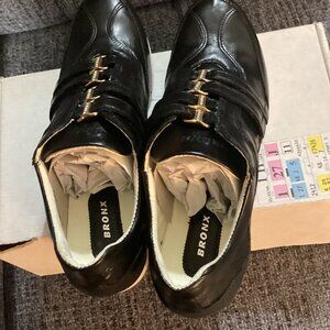 New Black leather sport shoes-7M